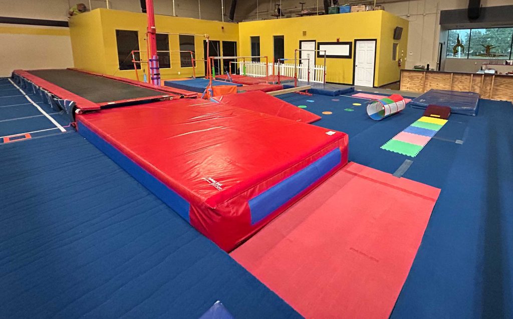 Clermont Gymnastics Academy Front of Gym under construction and setup